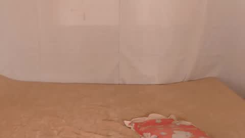 Snapshot of simple_lynx chatting on 10, 2, 2026 L Y N online show from 10, 2, 2026