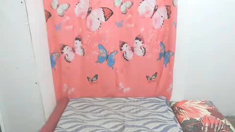 Snapshot of simpleladie15 chatting on 9, 2, 2025 marisweet online show from 9, 2, 2025