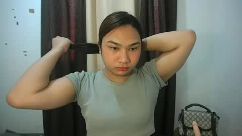 Snapshot of simply_francine chatting on 17, 6, 2026 simply francine online show from 17, 6, 2026