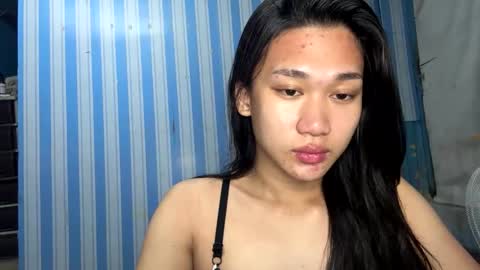 Snapshot of simplysultrykylie chatting on 17, 5, 2026 Kylie online show from 17, 5, 2026
