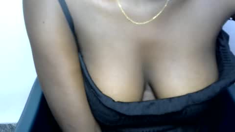 sinful_bitch80 online show from 28, 5, 2026