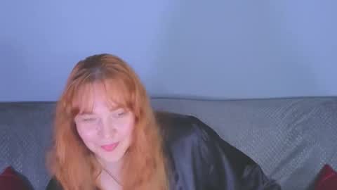 Snapshot of sinful_helena chatting on 21, 5, 2026 sinful_helena online show from 21, 5, 2026