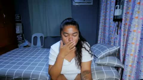 sinfullwife6969 online show from 22, 2, 2026