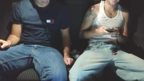 Snapshot of sinvi1915 chatting on 3, 11, 2025 sinvi1915 online show from 3, 11, 2025