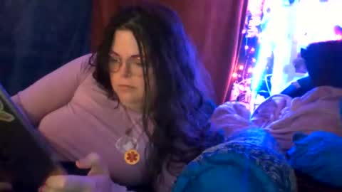 Siofra online show from 7, 11, 2025