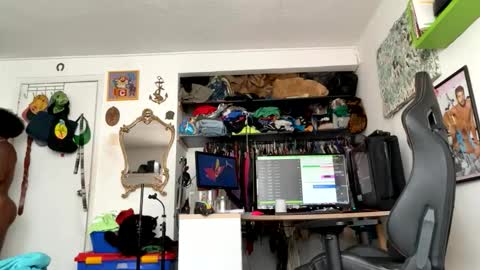 siriss_boyrag online show from 10, 6, 2026