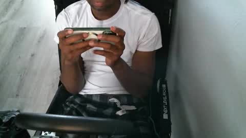 Snapshot of sirthedom chatting on 11, 10, 2025 sirthedom online show from 11, 10, 2025