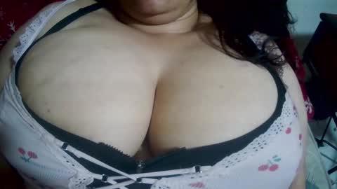 Snapshot of skarkett21 chatting on 13, 1, 2026 skarkett21 online show from 13, 1, 2026