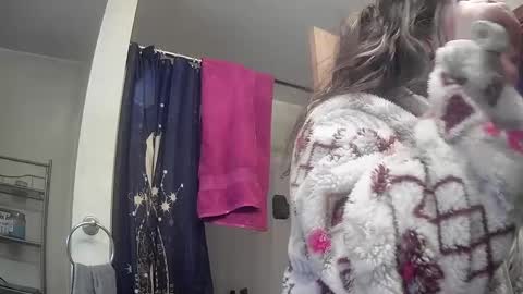 Skarlett Rose  online show from 2, 1, 2025