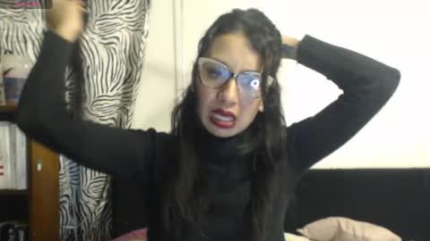 Laura Sofia online show from 22, 4, 2026