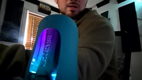 skimaskcouple89108 online show from 17, 4, 2026