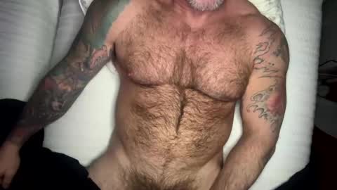 Snapshot of skimaskedbeef chatting on 17, 2, 2025 BEEF online show from 17, 2, 2025