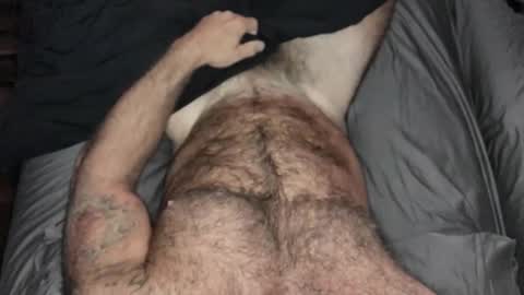 Snapshot of skimaskedbeef chatting on 12, 9, 2025 BEEF online show from 12, 9, 2025