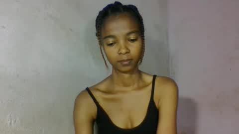 skinny7809 online show from 25, 3, 2026