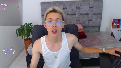 skinny_bigcock20 online show from 2, 12, 2025