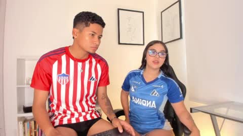 Snapshot of skinny_dlhh chatting on 28, 3, 2026 skinny_dlhh online show from 28, 3, 2026