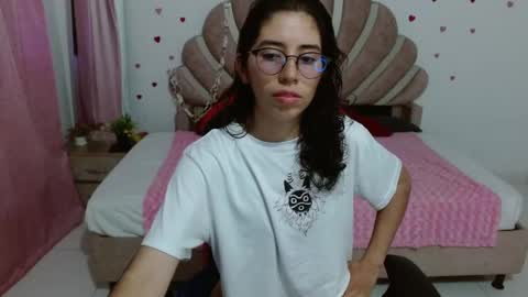 Raelle online show from 24, 5, 2026