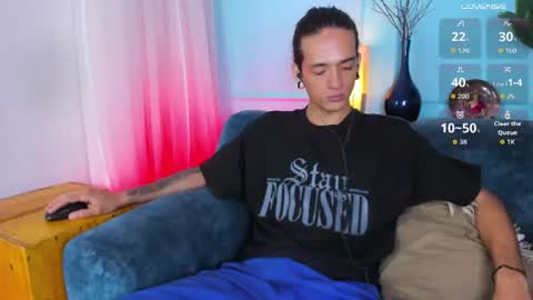 Snapshot of skinny_mac_ chatting on 29, 7, 2026 Mac online show from 29, 7, 2026