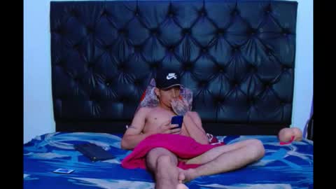 Snapshot of skinny_marked chatting on 8, 2, 2026 skinny marked online show from 8, 2, 2026