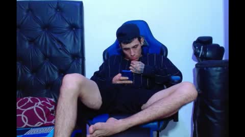 Snapshot of skinny_marked chatting on 16, 3, 2026 skinny marked online show from 16, 3, 2026