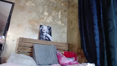 Snapshot of skinny_yizz chatting on 9, 2, 2025 Only Pvt online show from 9, 2, 2025