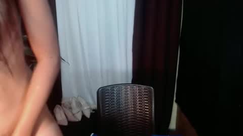 Snapshot of skinnyattractivecock chatting on 19, 5, 2026 skinnyattractivecock online show from 19, 5, 2026