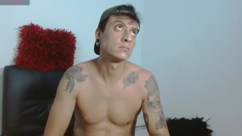 Snapshot of skinnydevil1 chatting on 15, 2, 2026 skinnydevil1 online show from 15, 2, 2026