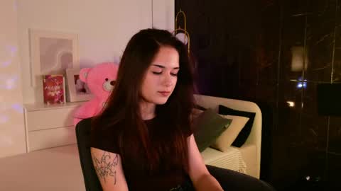 Ellie online show from 28, 4, 2026