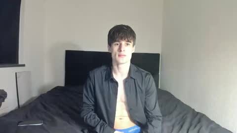 skinnyguywithbigd online show from 7, 2, 2026