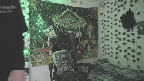 Snapshot of skiny_dann chatting on 19, 4, 2026 skiny_dann online show from 19, 4, 2026