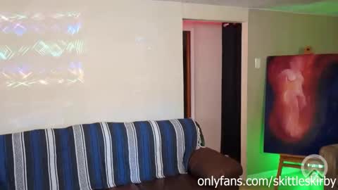 Skittles Kirby online show from 3, 10, 2025