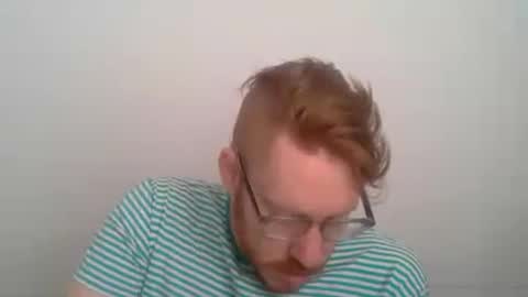 Snapshot of sklave_s chatting on 1, 5, 2026 sklave_s online show from 1, 5, 2026