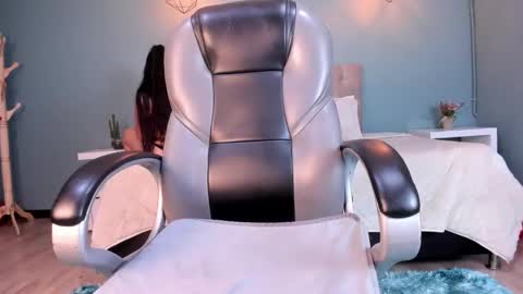 Hanna  online show from 20, 2, 2025