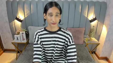 Snapshot of sky_fox_1 chatting on 20, 12, 2024 STIVEN online show from 20, 12, 2024