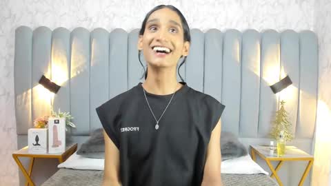 Snapshot of sky_fox_1 chatting on 22, 12, 2024 STIVEN online show from 22, 12, 2024