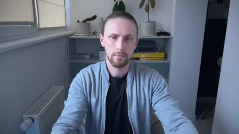 sky_guy25 online show from 2, 12, 2025