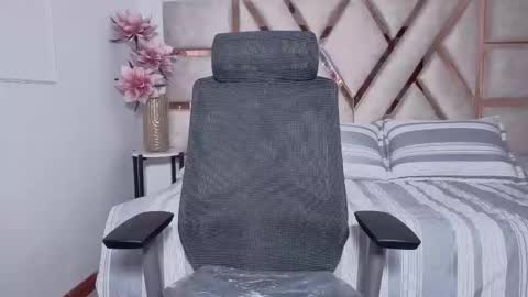 Snapshot of sky_vg chatting on 22, 5, 2026 sky_vg online show from 22, 5, 2026