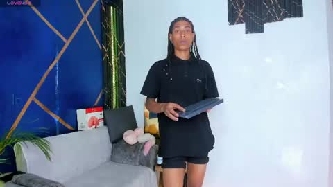 Snapshot of sky_walkerss chatting on 4, 7, 2026 sky_walkerss online show from 4, 7, 2026