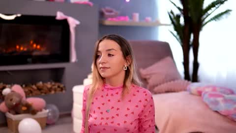 Snapshot of skyeyesluna chatting on 27, 2, 2026 skyeyesluna online show from 27, 2, 2026