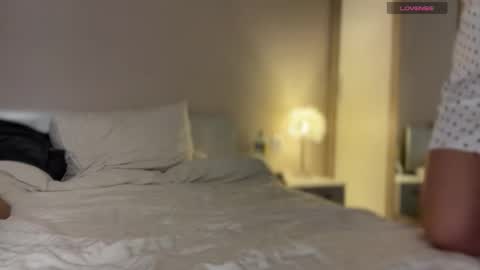 GARRY AND SOPHIA online show from 24, 11, 2025