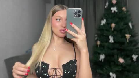 GARRY AND SOPHIA online show from 30, 11, 2025