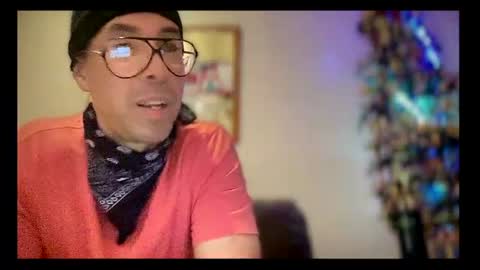 Snapshot of skyfly333 chatting on 7, 7, 2026 IAN HARD online show from 7, 7, 2026
