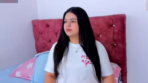 Snapshot of skyhotgirl chatting on 11, 5, 2026 Sky online show from 11, 5, 2026