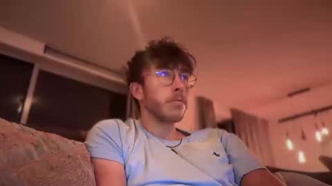 skyisthelimit1995 online show from 20, 12, 2025