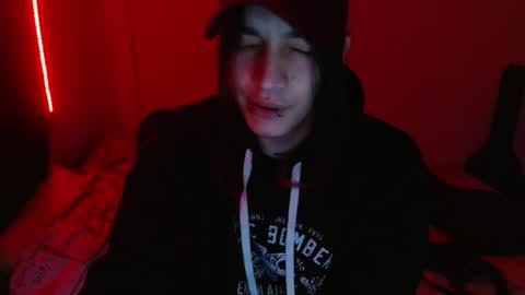 Snapshot of skykar chatting on 1, 7, 2026 reep online show from 1, 7, 2026