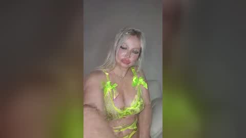 Snapshot of skyla_nera chatting on 12, 7, 2026 Skyla-Nera online show from 12, 7, 2026