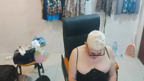 Snapshot of skylartgilf205565 chatting on 16, 9, 2025 skylartgilf205565 online show from 16, 9, 2025