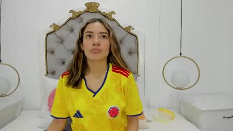 Snapshot of skylerwhite02 chatting on 8, 7, 2026 Skyler online show from 8, 7, 2026