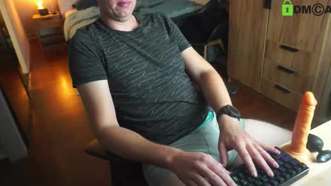 Snapshot of skylinebaby chatting on 15, 10, 2025 skylinebaby online show from 15, 10, 2025