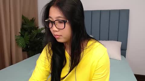 Snapshot of skytime96 chatting on 20, 12, 2025 Sky online show from 20, 12, 2025